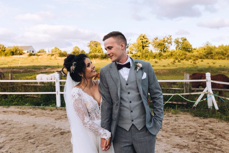 Karolina i Damian ślub kościelny i kameralne wesele, galerie slubne