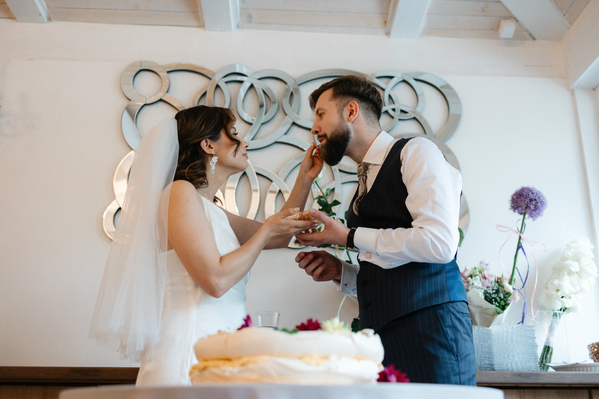 ślub w gongolina event garden para młoda i tort