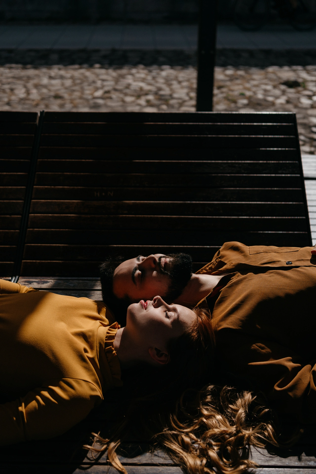 Sesja zakochanych w Warszawie bulwary