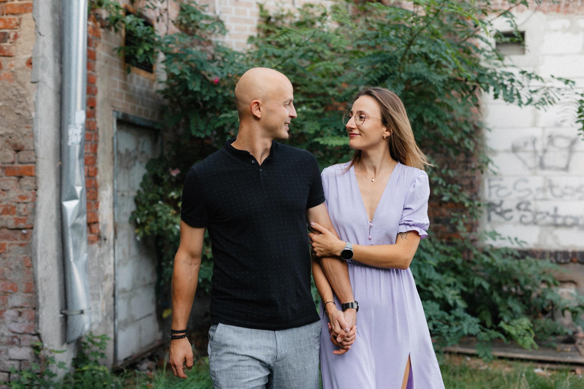 sesja narzeczeńska na bałutach para młoda