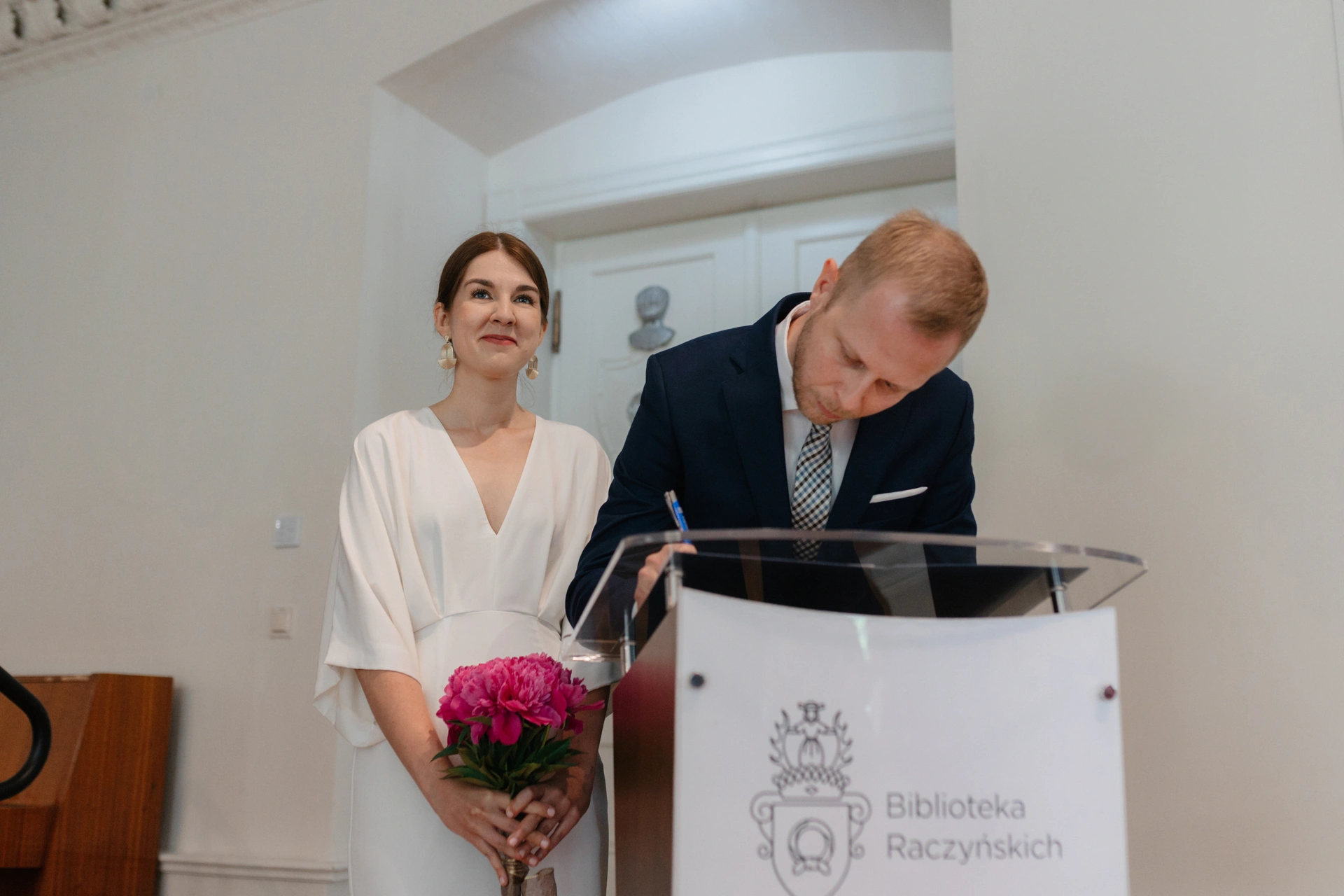 ślub cywilny poznań podpisywanie dokumentów