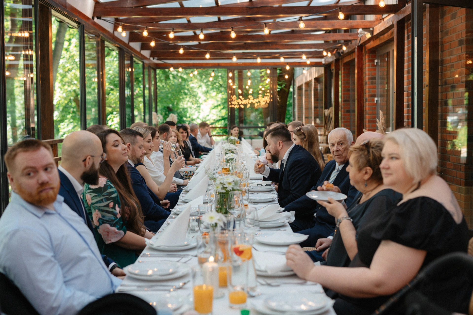 ślub cywilny i przyjęcie W Tataraku stół