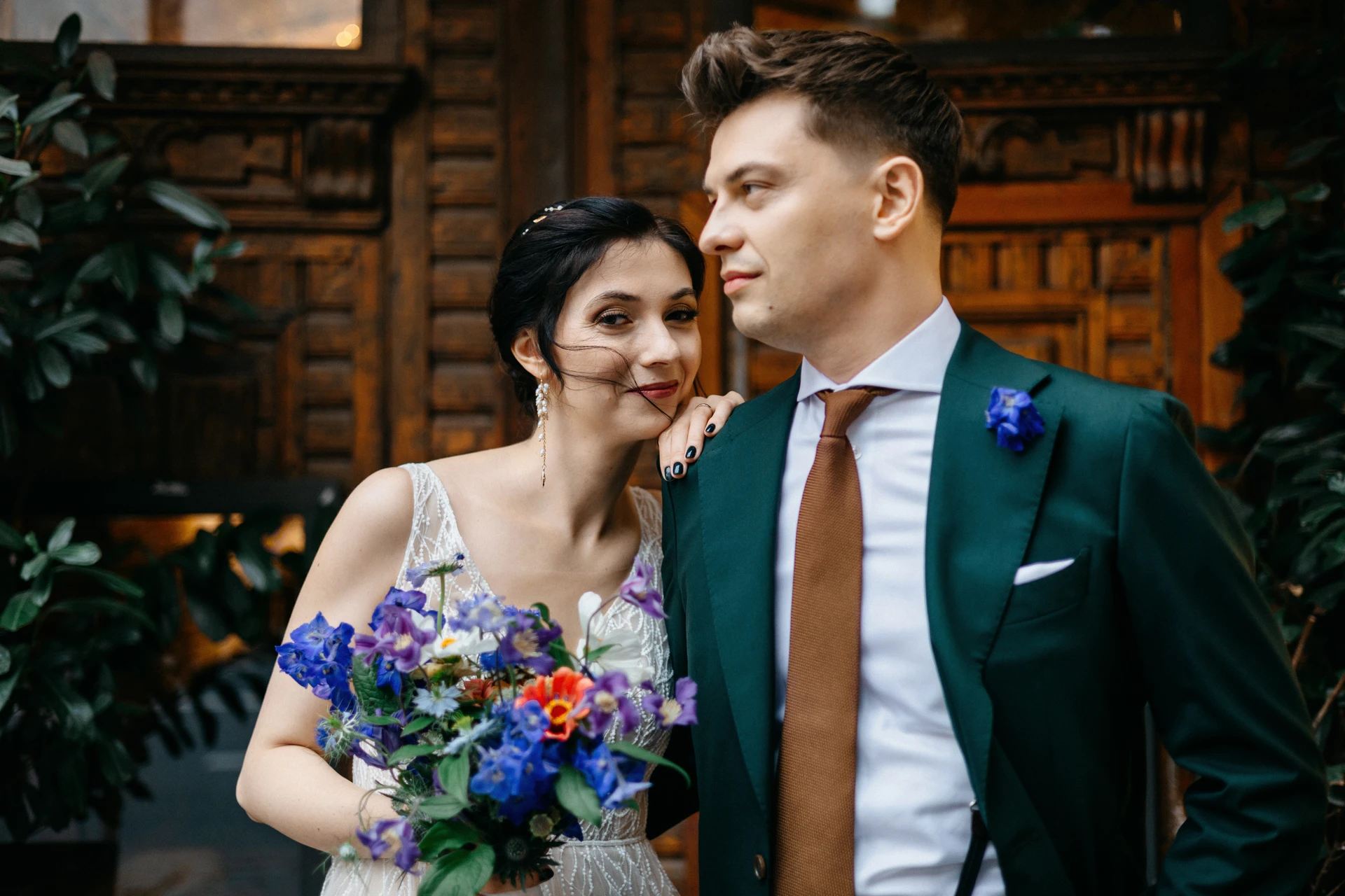 Sesja ślubna przed hotelem Art Bistro Stalowa 52