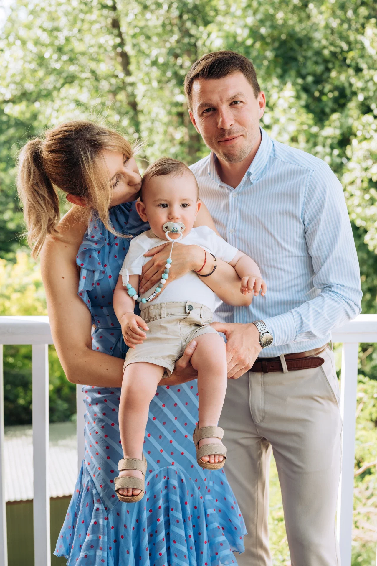 fotograf na chrzest łódź zdjęcie z rodzicami chrzestnymi