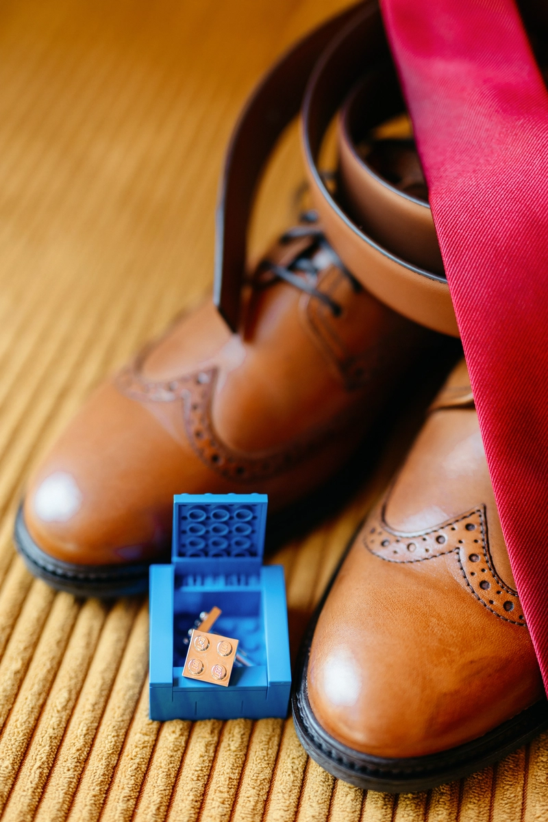 sielsko anielsko buty pana młodego przygotowania w domkach